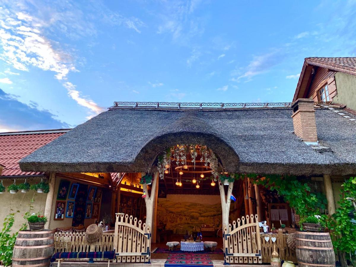 Gagauz Sofrasi Hotel Congaz ภายนอก รูปภาพ